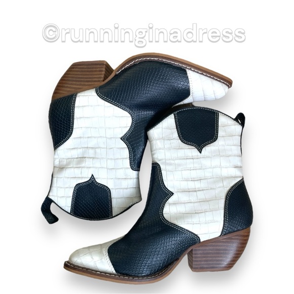 NWOB Flawed ARider Eden Western Inspired Crocodile Embossed Cow Print Boot 7 - Picture 5 of 16